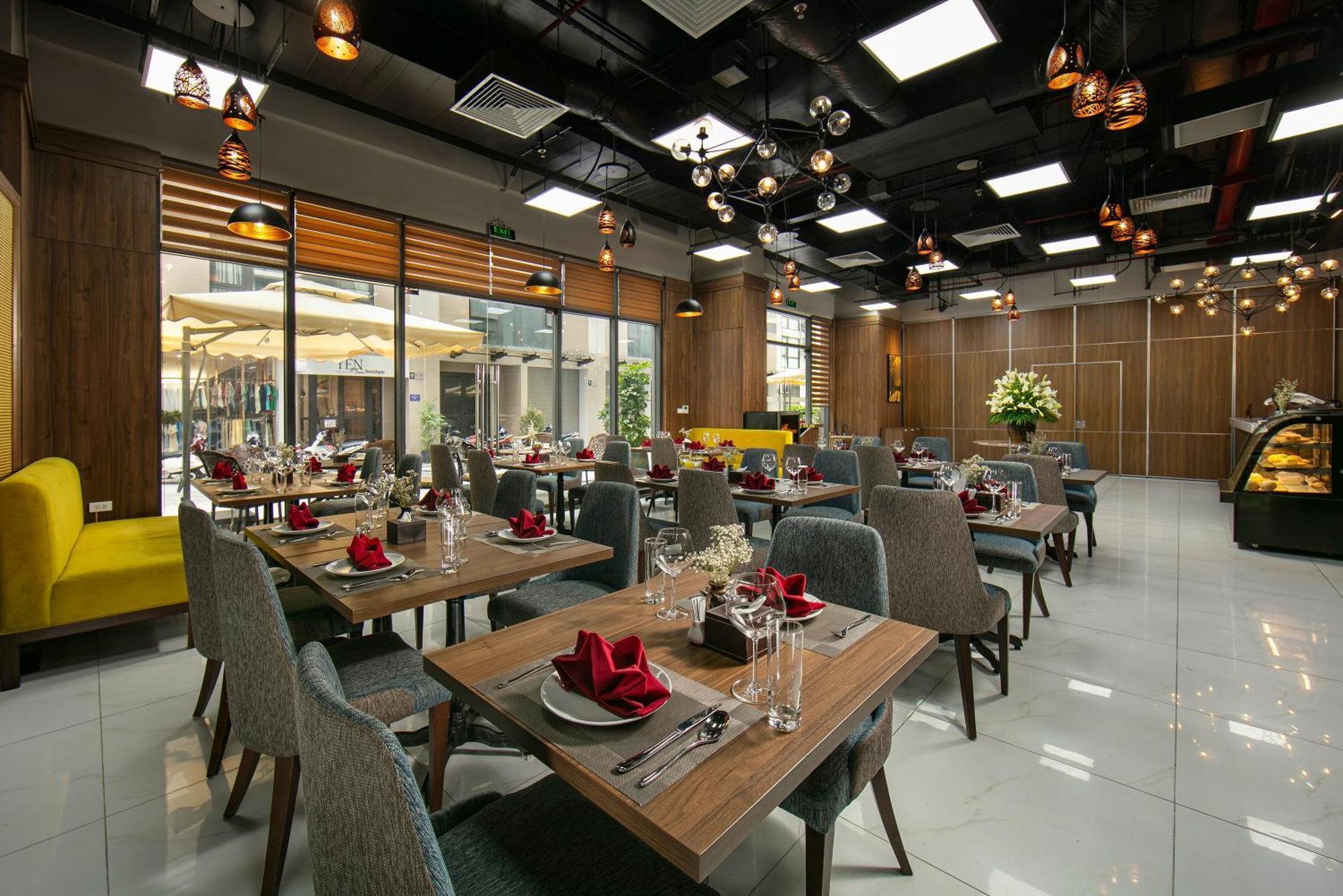 Nesta - The Grand Hao Nam Apartment